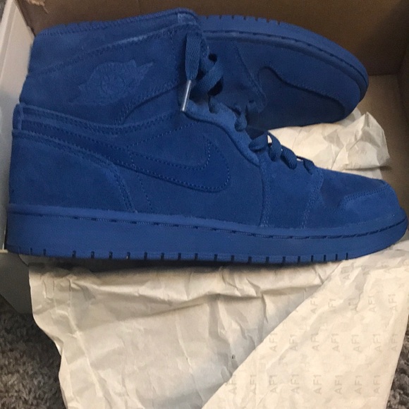 Jordan Retro 1’s - Picture 3 of 5